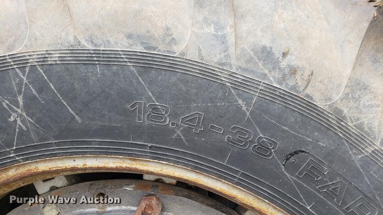 image for item EN9941 1976 White 2-105 Field Boss tractor