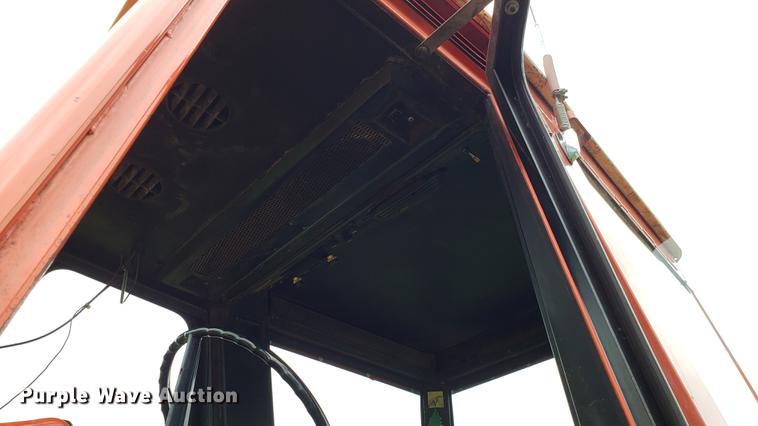 image for item EN9952 Allis Chalmers AC7080 tractor