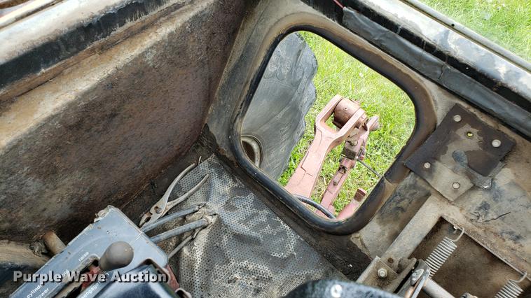 image for item EN9952 Allis Chalmers AC7080 tractor