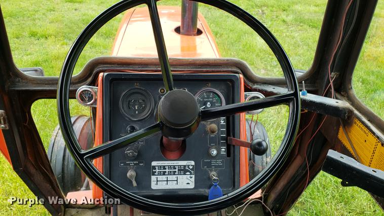 image for item EN9952 Allis Chalmers AC7080 tractor