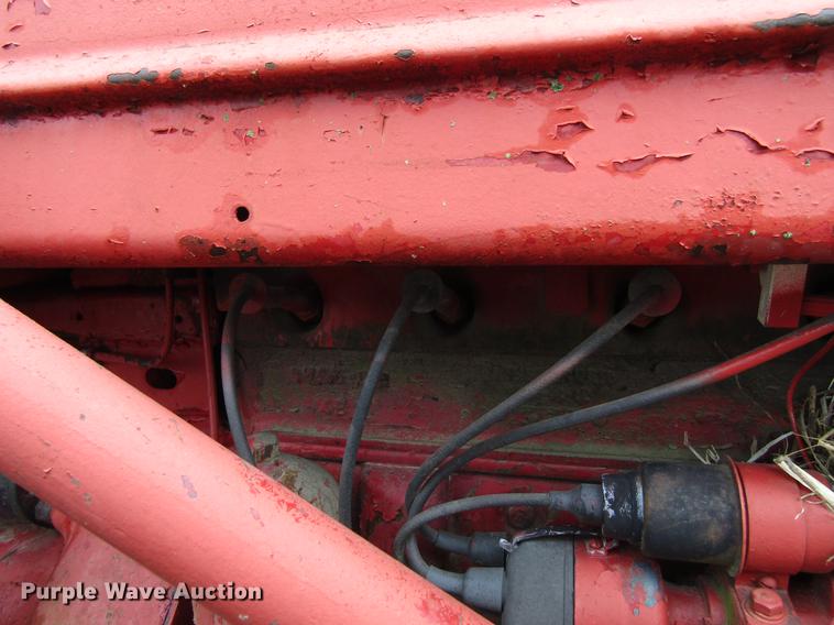 image for item EU9626 1944 International H tractor