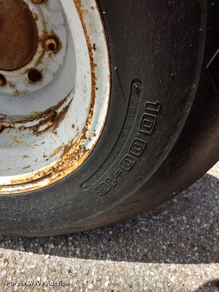 image for item FG9319 1964 International 806 tractor