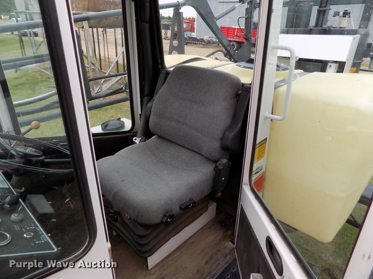 image for item FG9368 SpraCoupe 220 sprayer