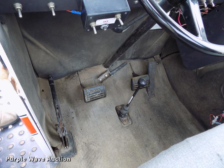 image for item FG9368 SpraCoupe 220 sprayer