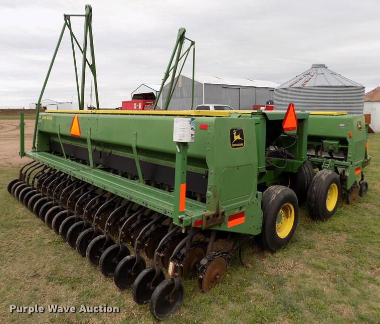 image for item FG9369 (2) John Deere 515 grain drills
