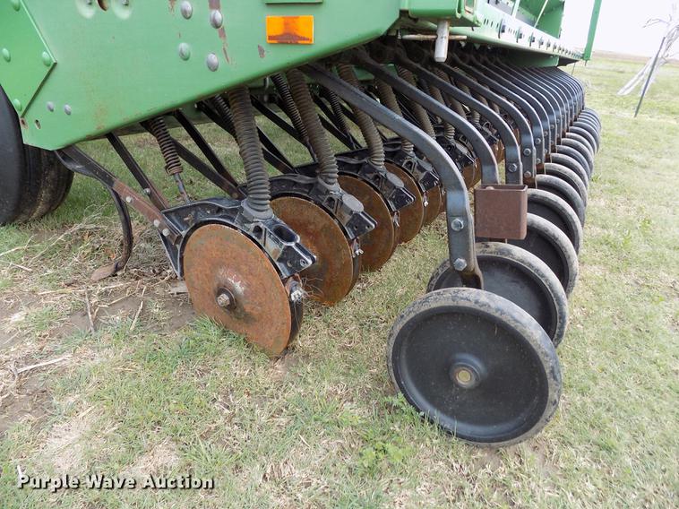 image for item FG9369 (2) John Deere 515 grain drills