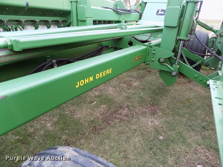 image for item FG9369 (2) John Deere 515 grain drills