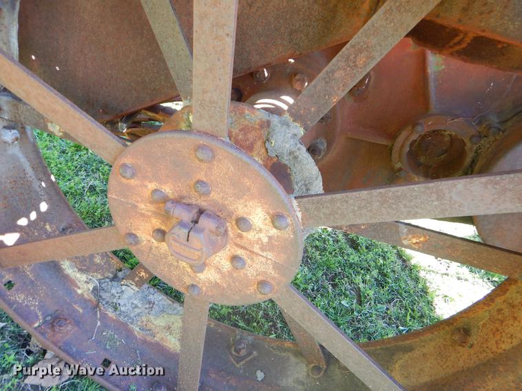 image for item FH9362 1926 John Deere D tractor