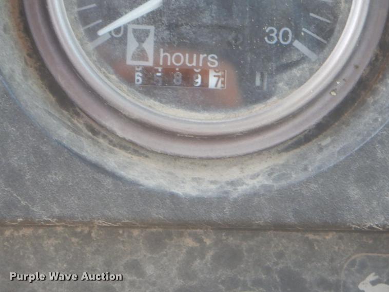 image for item FH9363 1978 Allis Chalmers 7020 tractor