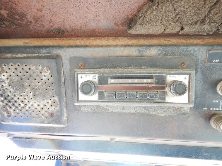 image for item FH9363 1978 Allis Chalmers 7020 tractor