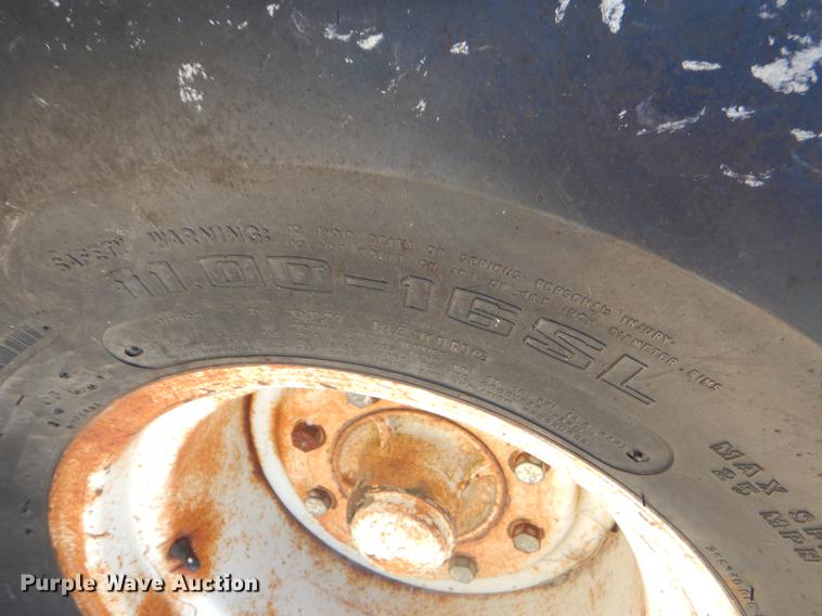 image for item FH9363 1978 Allis Chalmers 7020 tractor