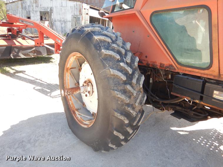 image for item FH9363 1978 Allis Chalmers 7020 tractor