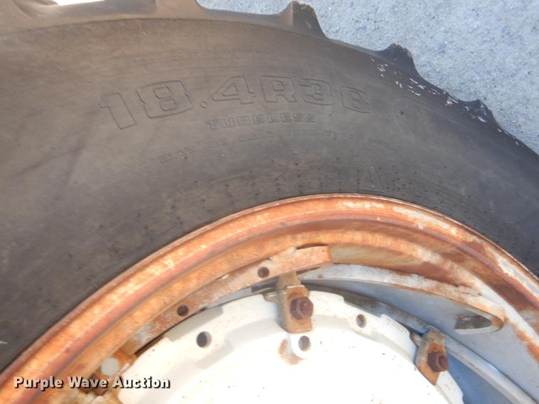 image for item FH9363 1978 Allis Chalmers 7020 tractor