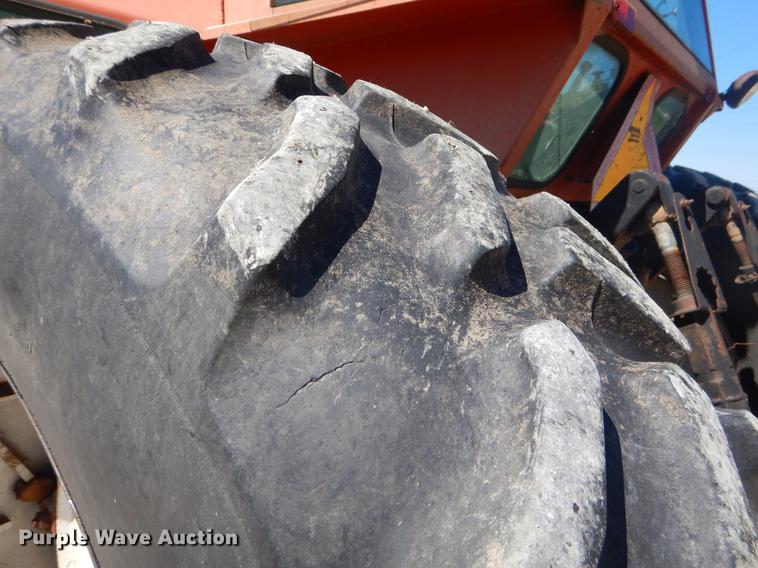 image for item FH9363 1978 Allis Chalmers 7020 tractor