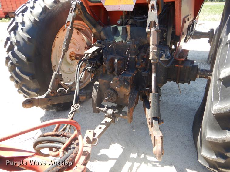 image for item FH9363 1978 Allis Chalmers 7020 tractor