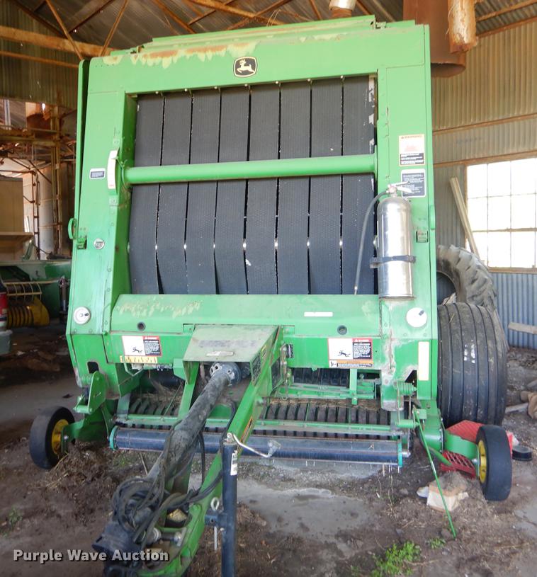 image for item FH9369 2008 John Deere 568 round baler