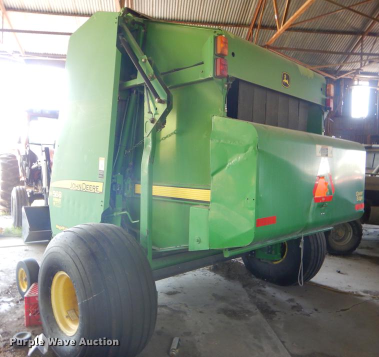 image for item FH9369 2008 John Deere 568 round baler
