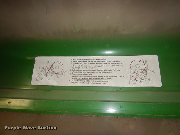 image for item FH9369 2008 John Deere 568 round baler