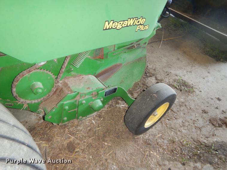 image for item FH9369 2008 John Deere 568 round baler