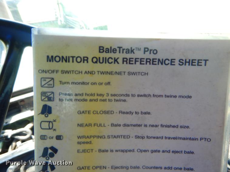 image for item FH9369 2008 John Deere 568 round baler