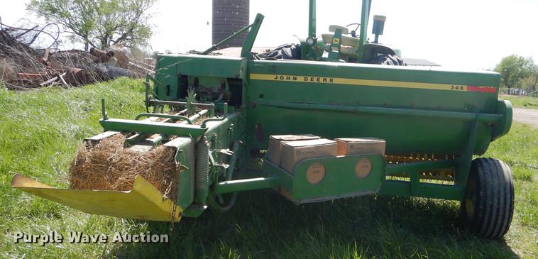 image for item FH9378 1979 John Deere 346 small square baler