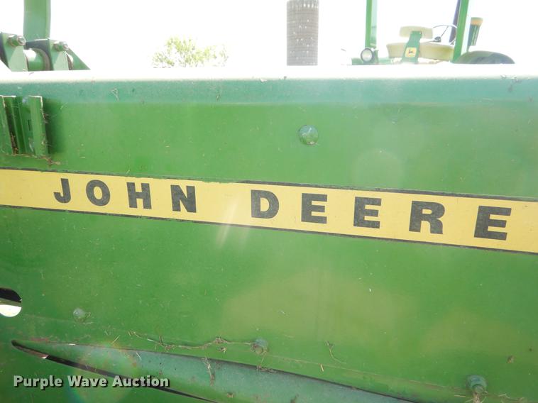 image for item FH9378 1979 John Deere 346 small square baler