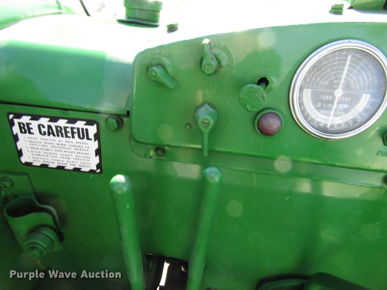 image for item FJ9669 John Deere 80 tractor