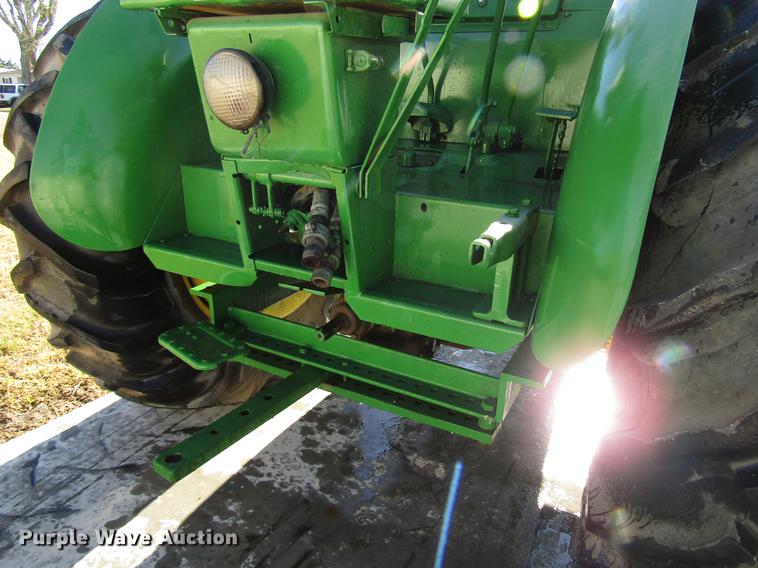 image for item FJ9669 John Deere 80 tractor