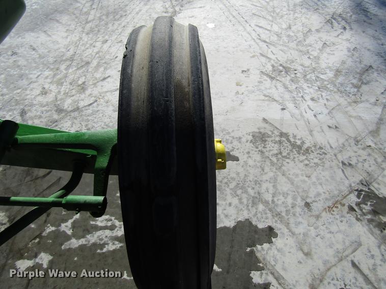 image for item FJ9669 John Deere 80 tractor