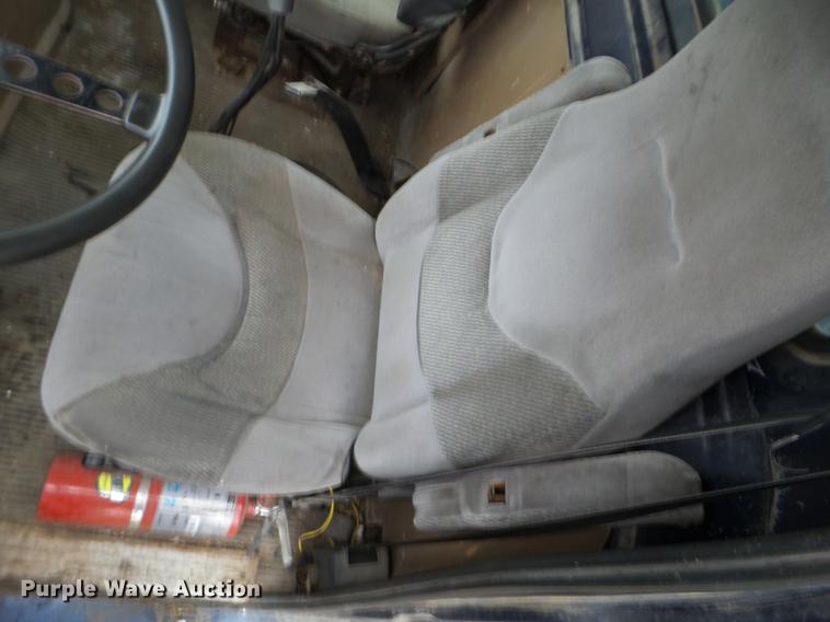 image for item FM9316 1993 Ford L9000 grain truck