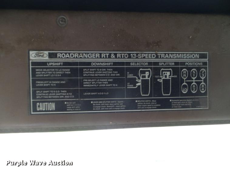 image for item FM9316 1993 Ford L9000 grain truck