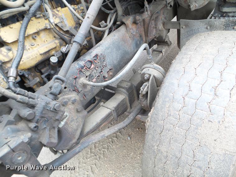 image for item FM9316 1993 Ford L9000 grain truck