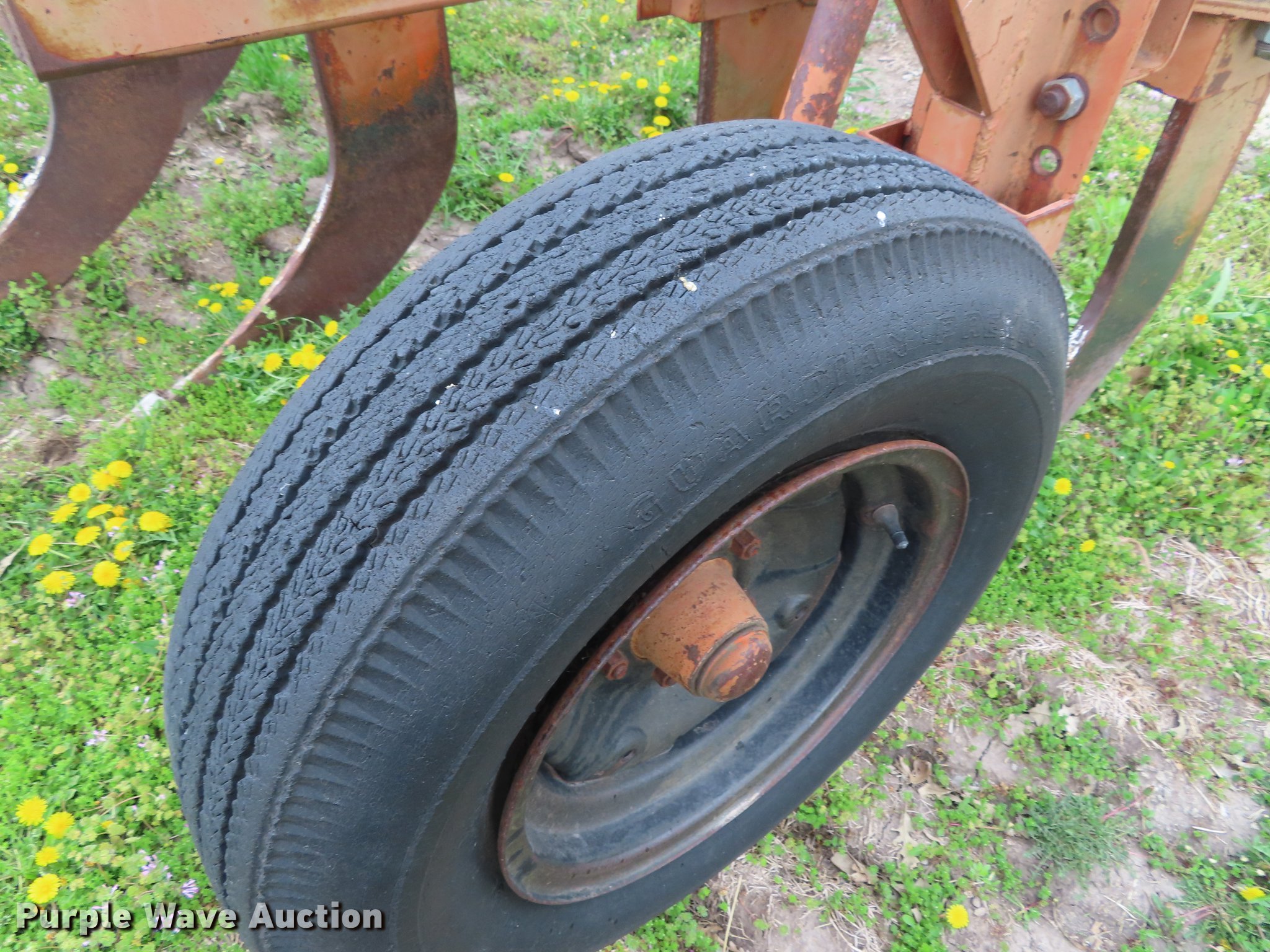 Johnson V-ripper in Frankfort, KS | Item DE3455 sold | Purple Wave