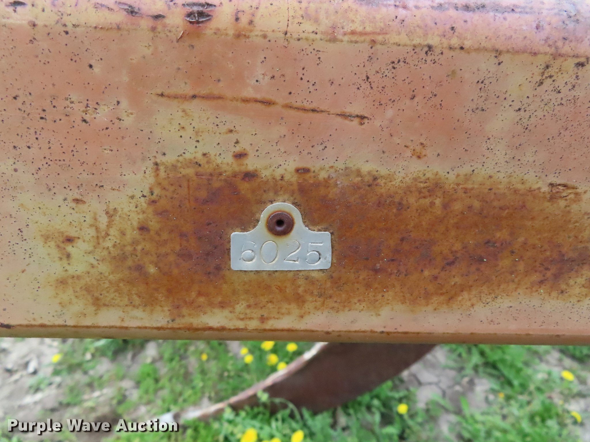 Johnson V-ripper in Frankfort, KS | Item DE3455 sold | Purple Wave