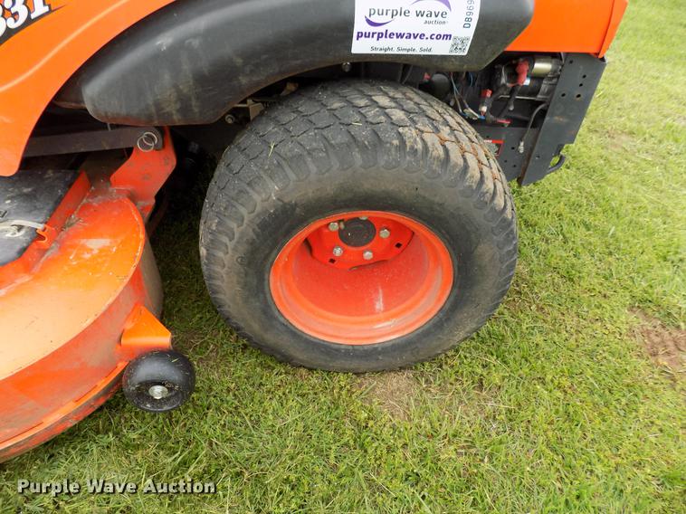image for item DB9692 Kubota ZD331 ZTR lawn mower