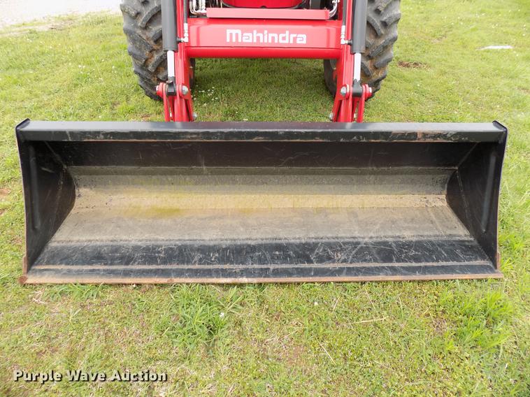 image for item DB9697 2016 Mahindra 105P MFWD tractor