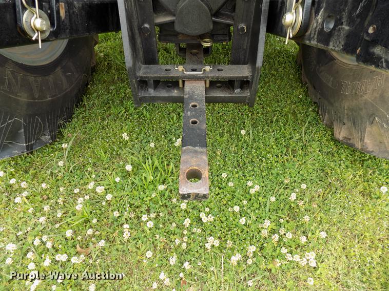 image for item DB9697 2016 Mahindra 105P MFWD tractor