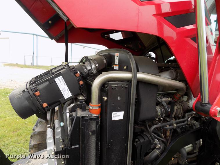 image for item DB9697 2016 Mahindra 105P MFWD tractor