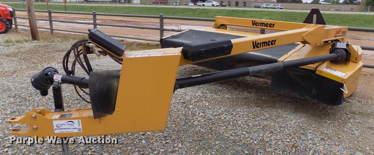 image for item DB9698 2013 Vermeer TM800 disc mower