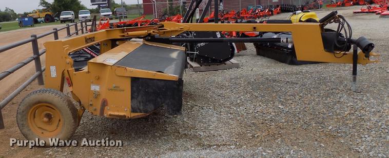 image for item DB9698 2013 Vermeer TM800 disc mower