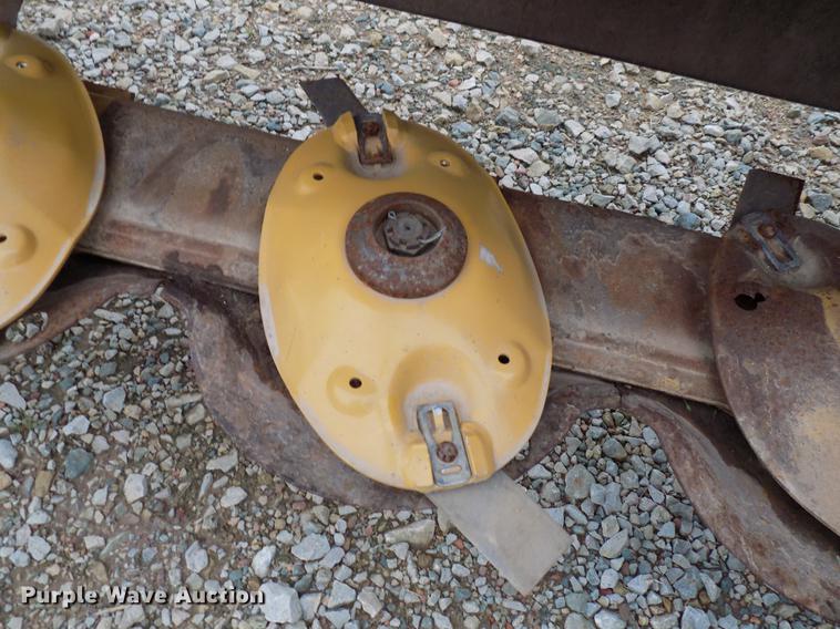 image for item DB9698 2013 Vermeer TM800 disc mower