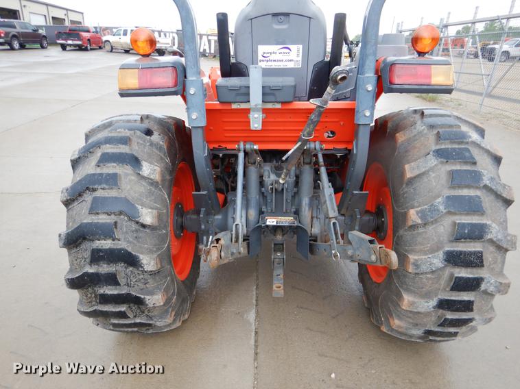 image for item DE3937 2015 Kubota L3560D tractor