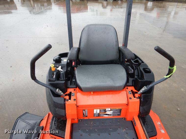 image for item DE3943 Kubota Z1225BR ZTR lawn mower