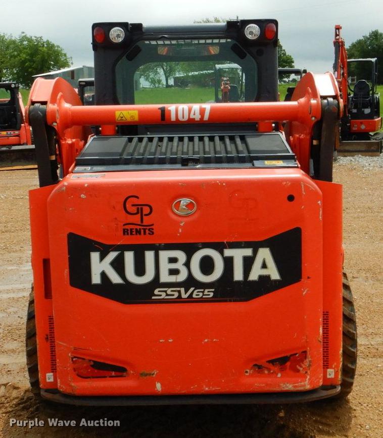 image for item DE3947 2016 Kubota SSV65 skid steer