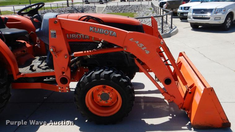 image for item DE3958 2010 Kubota L3540GST tractor
