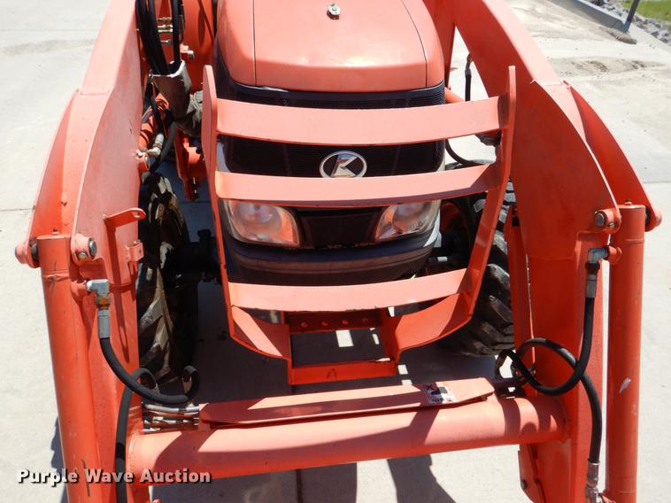 image for item DE3958 2010 Kubota L3540GST tractor