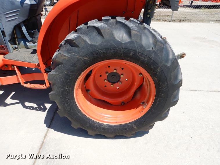 image for item DE3958 2010 Kubota L3540GST tractor
