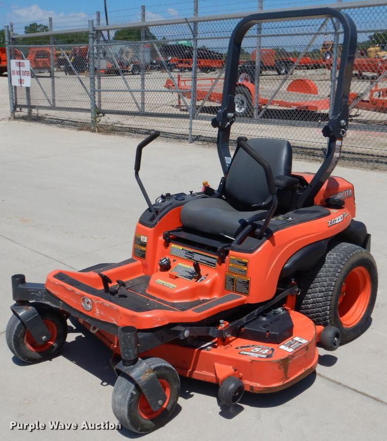 image for item DE3959 2010 Kubota ZG227  ZTR lawn mower