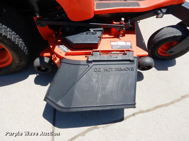 image for item DE3959 2010 Kubota ZG227  ZTR lawn mower