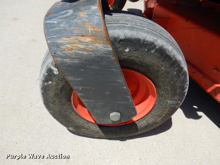 image for item DE3959 2010 Kubota ZG227  ZTR lawn mower